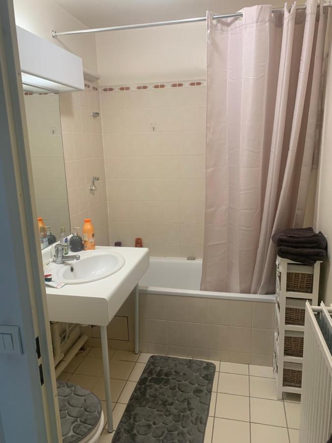 Disney Land Paris - Charmant Logement Lägenhet Bussy-Saint-Georges Exteriör bild